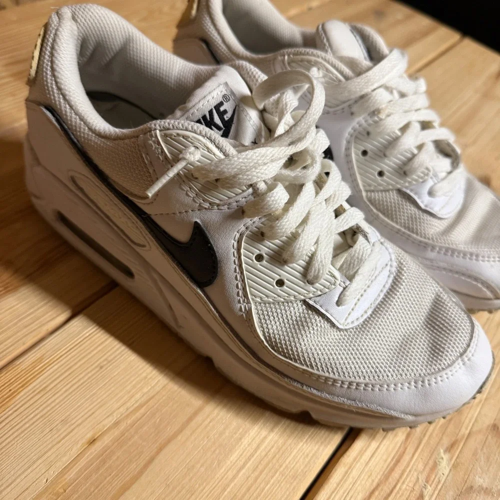 Nike Air Max 90 White Black Men's Casual Athletic Sneakers‎ Shoes Size 9